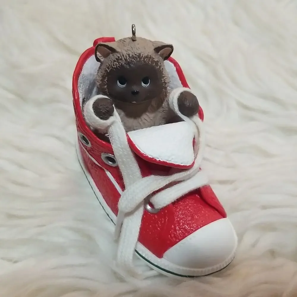 Vintage Hallmark Keepsake Ornament High Top-Purr Cat 1993